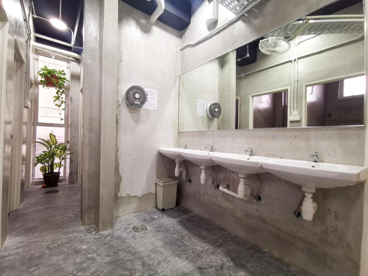 Attrus Bed & Breakfast Johor Bahru Dış mekan fotoğraf