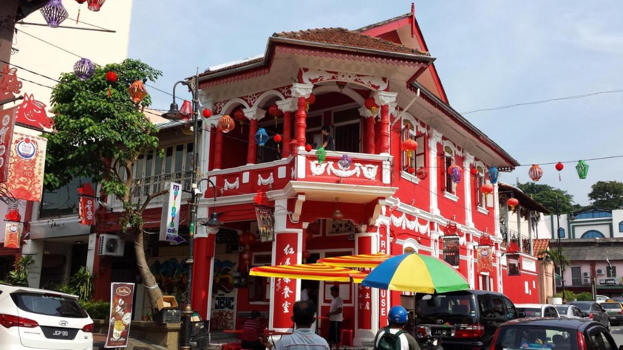 Attrus Bed & Breakfast Johor Bahru Dış mekan fotoğraf
